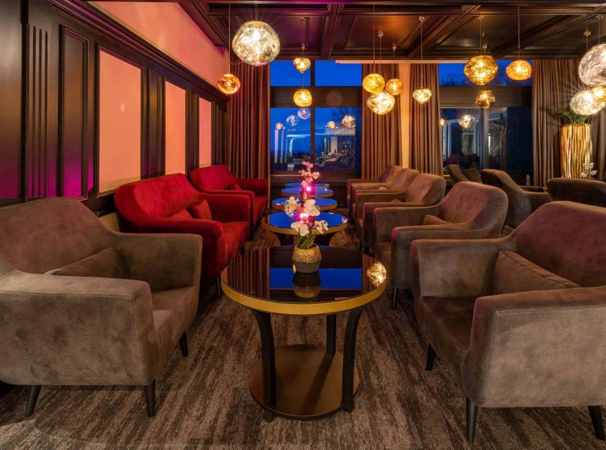 Plaza Premium Тимендорфер Странд Екстериор снимка