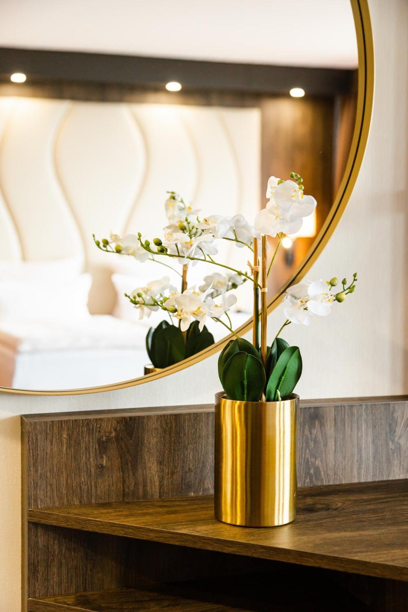Plaza Premium Тимендорфер Странд Екстериор снимка
