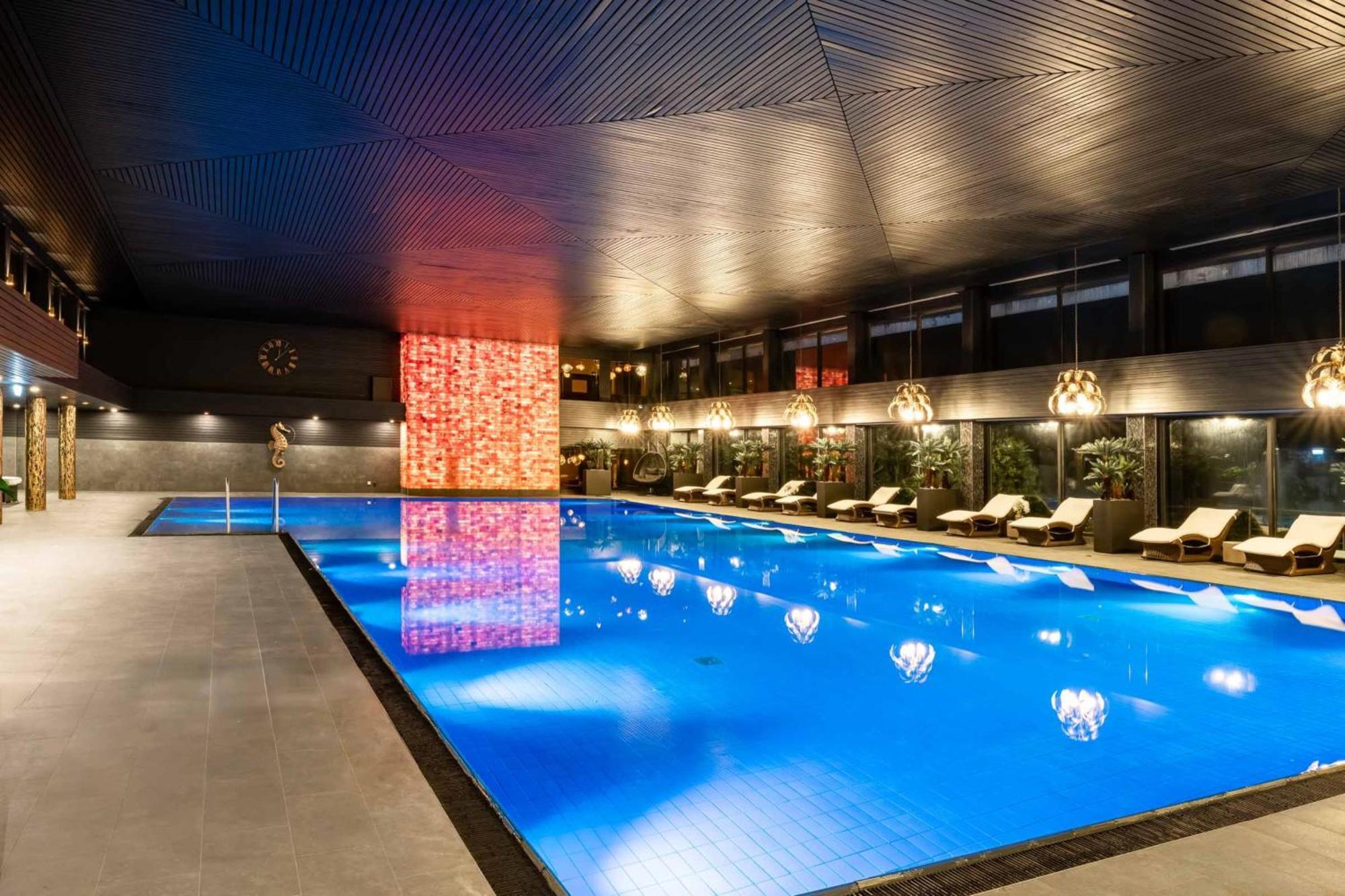 Plaza Premium Тимендорфер Странд Екстериор снимка