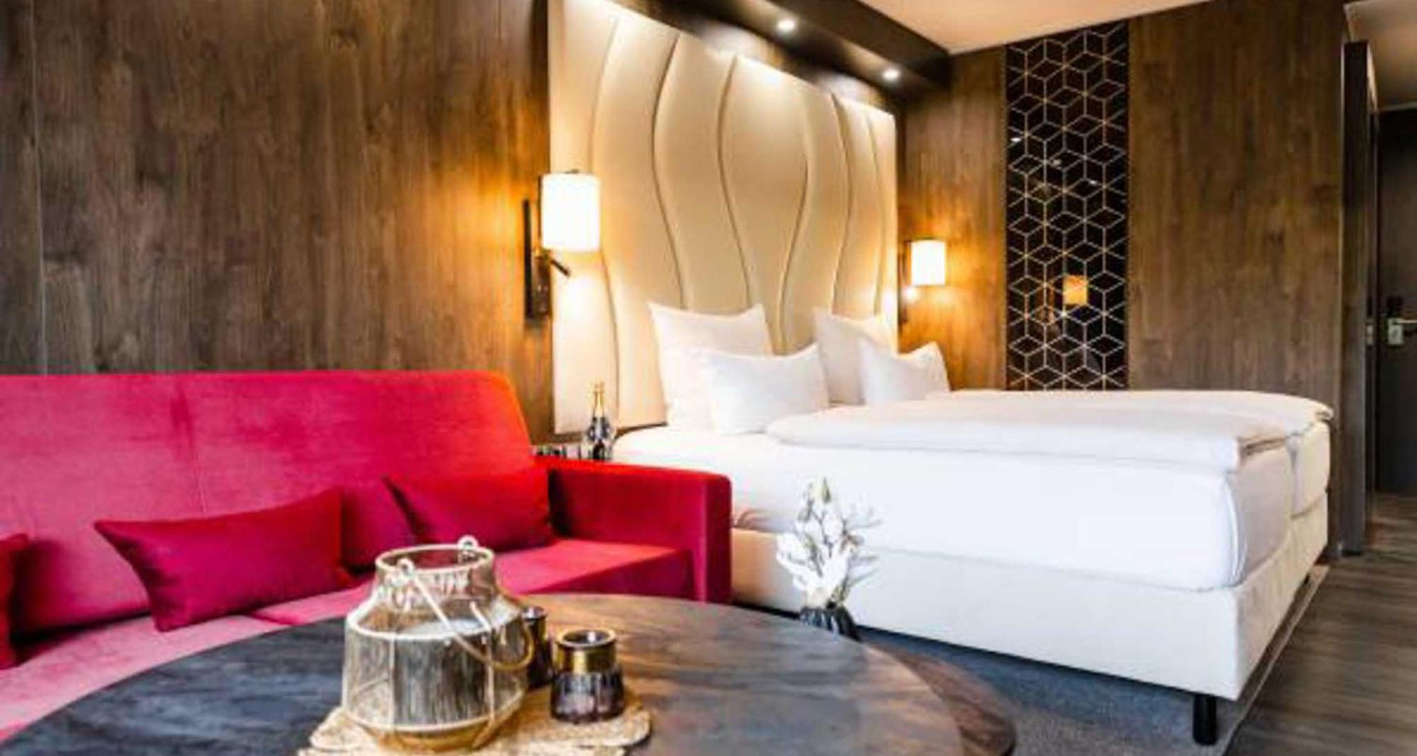 Plaza Premium Тимендорфер Странд Екстериор снимка